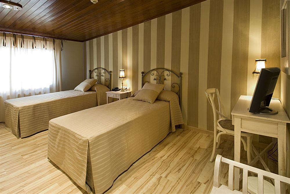 Hotel H Con Encanto 비네파르 외부 사진